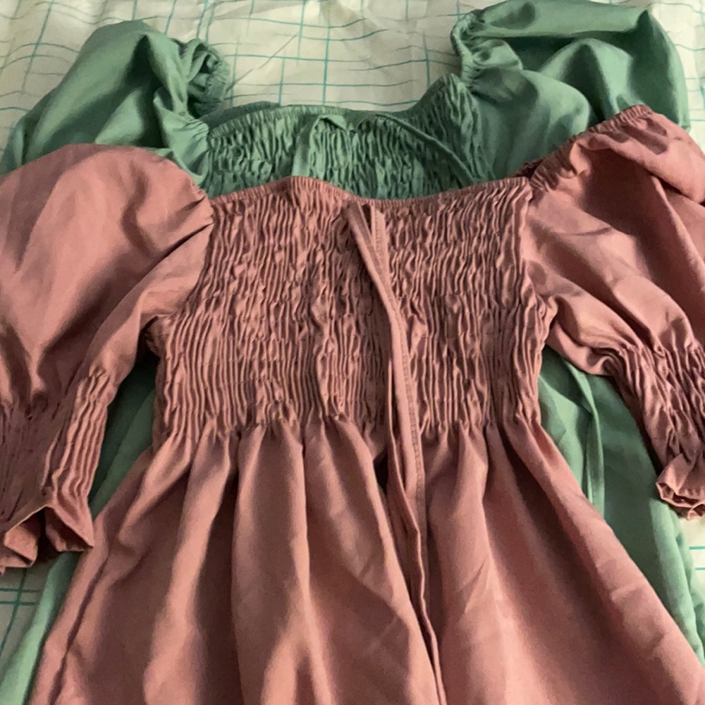 Puff sleeved tops